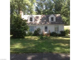 1471 Marview Dr, Cleveland, OH 44145-2341
