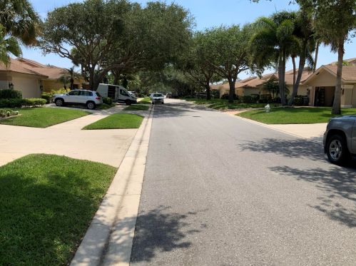 122 Sand Pine Dr, Jupiter, FL 33477-9674