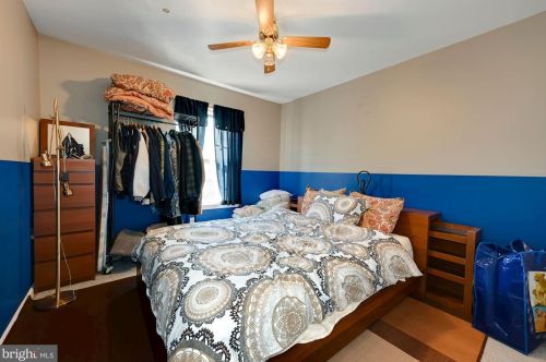 10 Birmingham Dr, Columbus NJ  08022-2342 exterior