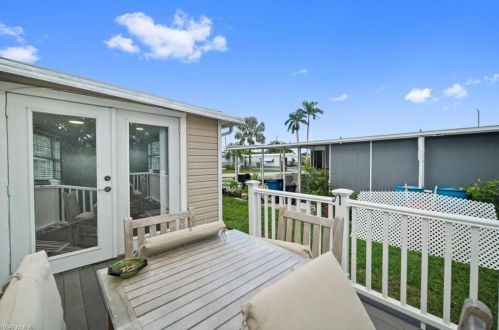26222 Earl Rd, Bonita Springs, FL 34135-6522