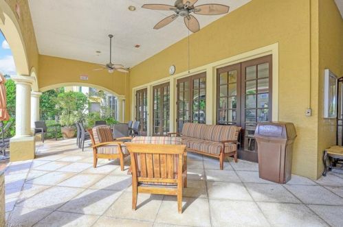 8920 Colonnades Ct, Bonita Springs FL 34135-7843 exterior