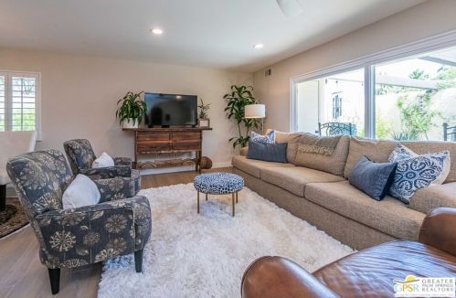 464 Greenhouse Way, Palm Springs, CA 92262-6143