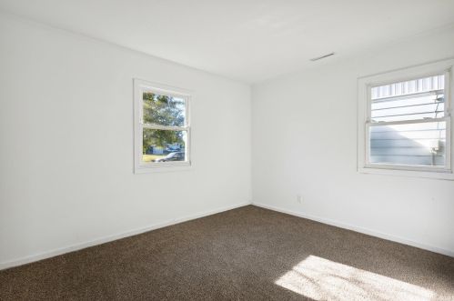 602 Berlin Ave, Mishawaka IN  46544-1502 exterior