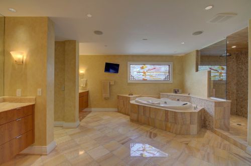 875 Squire Oaks Dr, Covington KY  41017-1342 exterior