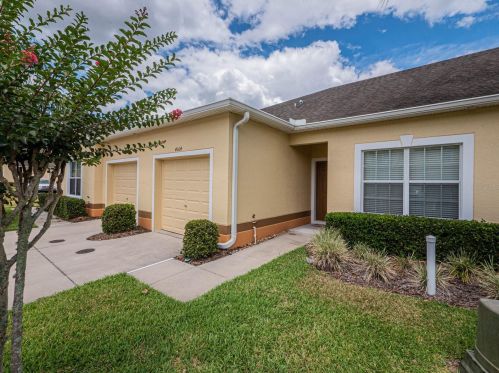 4014 Winding Vine Dr, Lakeland, FL 33812-2200