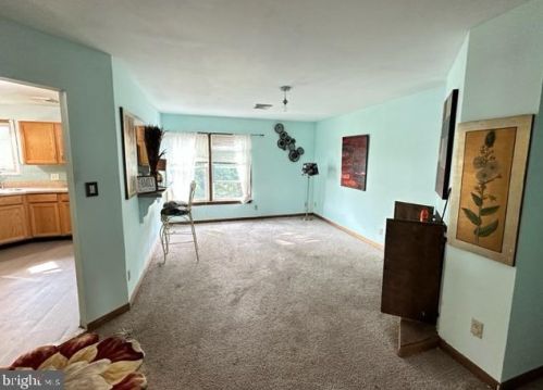 22 Green St, Pilesgrove NJ 08098-1136 exterior