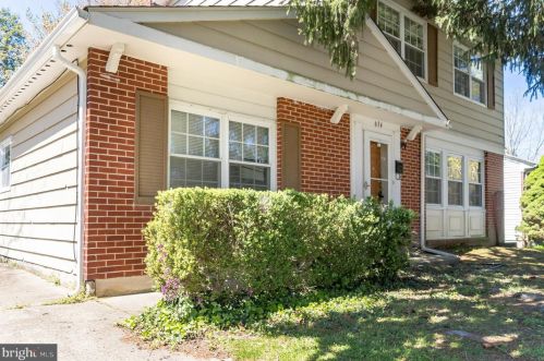 634 Fairview Ave, Dover, DE 19904-2824