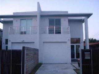 1617 23rd St, Miami, FL 33142-7625