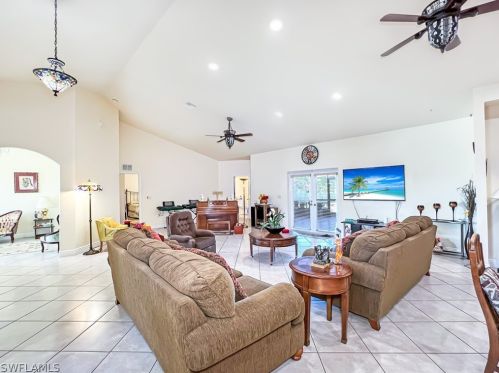 915 Highland Ave, Lehigh Acres FL  33972-3015 exterior