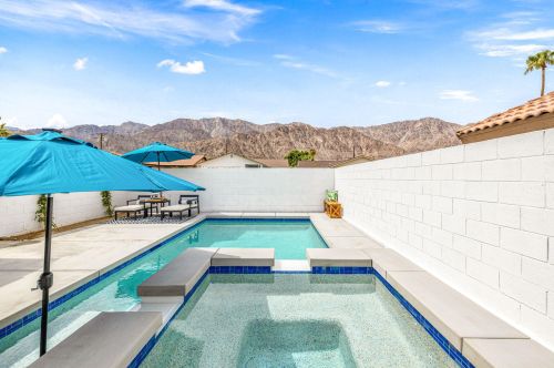 52170 Avenida Ramirez, La Quinta CA  92253-5228 exterior