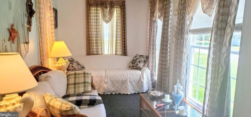 28490 Pocahontas Ave, Millsboro, DE 19966-2506