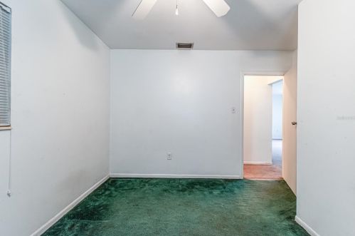 5995 59th Way, Saint Petersburg FL  33709-1833 exterior