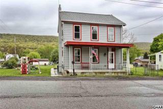 427 Center St, Lykens, PA 17048-9448