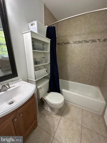 6111 Plainville Ln, Woodbridge VA  22193-3935 exterior