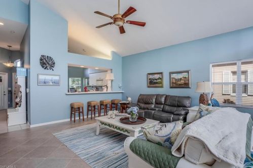 156 Lady Palm Dr, Naples FL  34104-6454 exterior