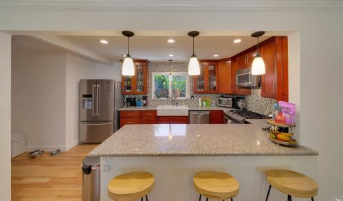 3303 Magowan Dr, Santa Rosa CA  95405-5117 exterior