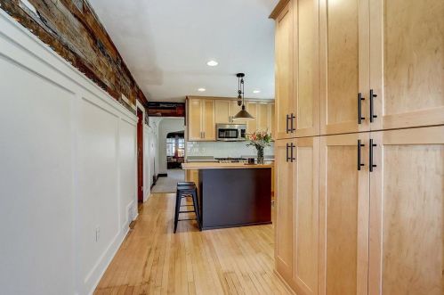 5006 Beloit Rd, Milwaukee WI 53214-5332 exterior