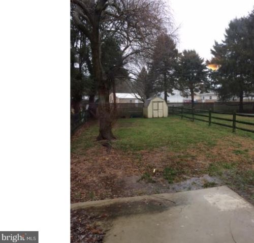 300 Meeting House Ln, Camden-Wy DE  19934-1265 exterior