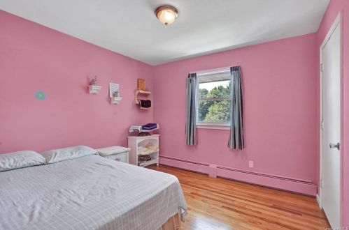 108 Nantucket Dr, Fishkill NY  12524-1021 exterior