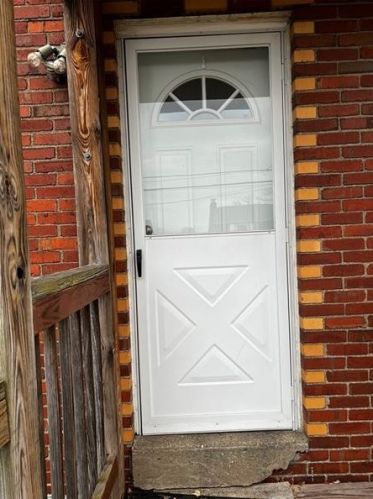 408 Dersam St, Mckeesport, PA 15133-3512