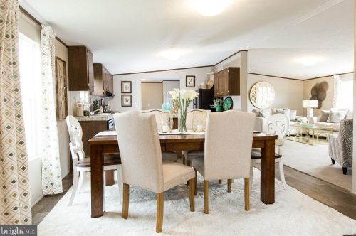 20312 Monrovia Rd, Madison Mills VA  22960-3305 exterior