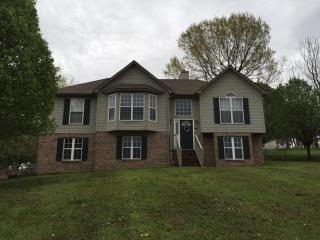 1810 Creekstone Dr, Columbia TN  38401-6718 exterior