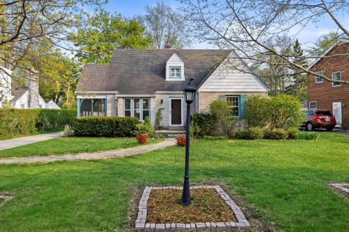 7470 Lombardy Rd, Milwaukee, WI 53217-3535