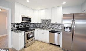 18 Harrow Pl, Wilmington DE  19805-1241 exterior