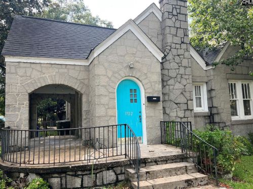 1522 State St, Cayce-West Columbia, SC 29033-4021