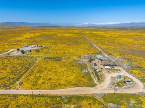 12451 Avenue, Lancaster CA  exterior