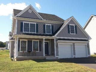 6 Mill Rd, Plainville, CT 06062-1567
