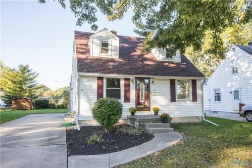 1275 Scott St, Maumee, OH 43537-3145