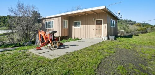 2822 San Juan Rd, Aromas, CA 95004-9110