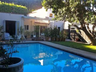 438 Sycamore Ave, Los Angeles CA  90036-3506 exterior