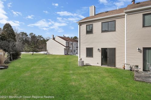 716 Sandra Pl, Bricktown NJ 08724-7047 exterior