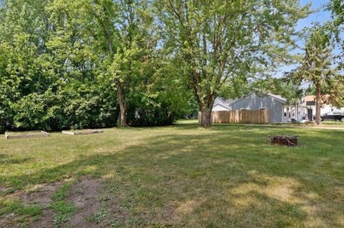 407 3rd St, New Johannesburg WI  54017-2012 exterior