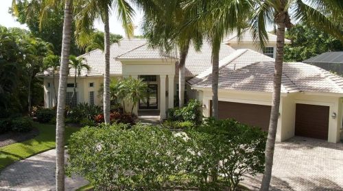 460 2nd Ave, Naples FL  34102-8469 exterior