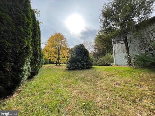 1769 Farmview Rd, Prospectville PA 19002-2910 exterior