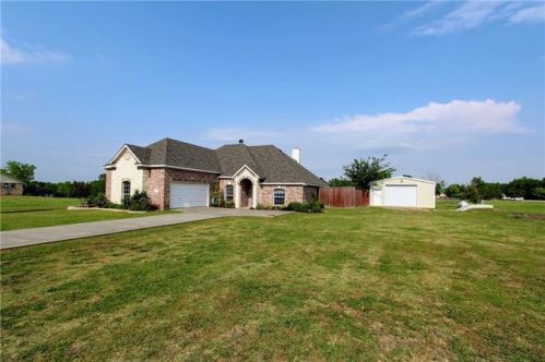 115 Red Oak Ln, Trenton, TX 75490-9762
