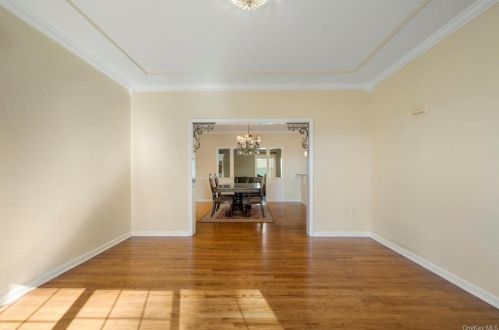 47 Washington Ave, Crotonville NY  10562-5520 exterior