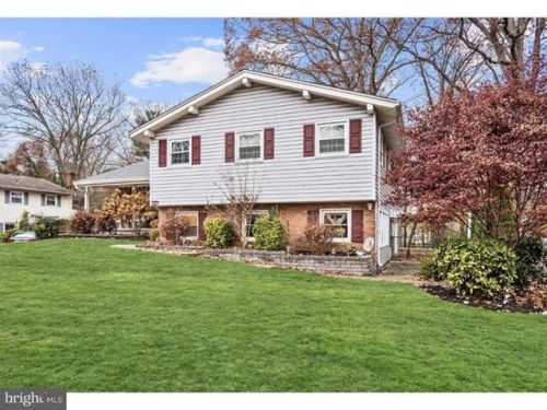281 Winding Ln, Riverton, NJ 08077-2423