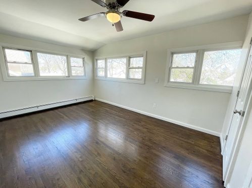 10459 214th St, Jamaica NY  11429-1542 exterior
