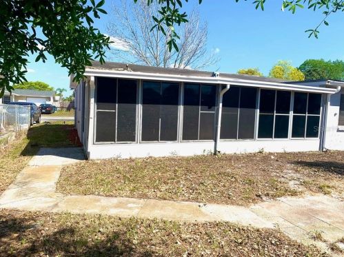 1421 Normandy Blvd, Tarpon Springs FL  34691-4957 exterior