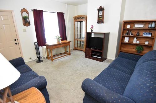 2329 Clinton St, Whitaker PA  15120-2662 exterior