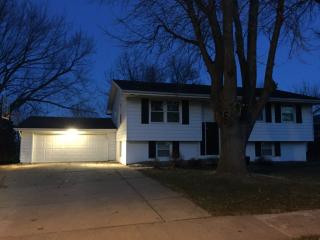1410 Country Club Rd, Indianola, IA 50125-1131