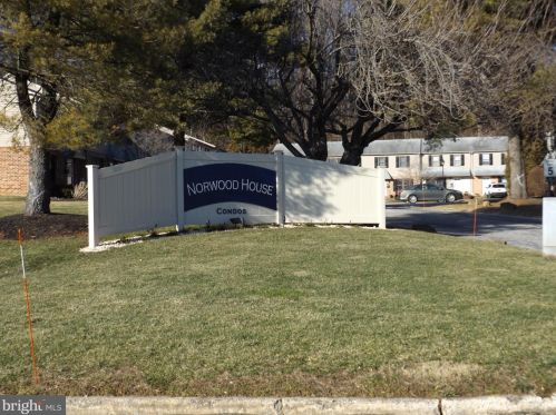 42 Norwood House Rd, Downingtown, PA 19335-2362