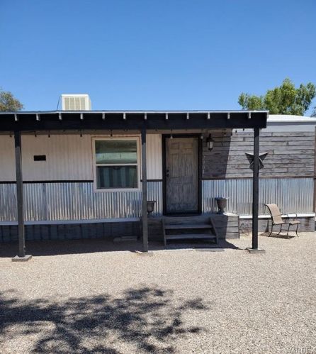 7901 Mockingbird Dr, Mohave Valley, AZ 86440-9282