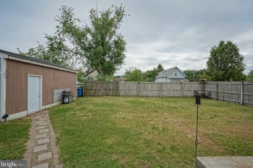 522 Princeton Ave, West Deptford NJ  08063-1540 exterior