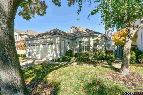 185 Glasgow Cir, Danville, CA 94526-2926