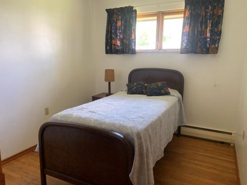 311 Agnew Rd, Jeannette PA  15644-2519 exterior